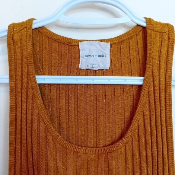 Urban Outfitters UO Silence +  Noice Mustard Ribbed Crop Tank Top Size Large - Picture 6 of 11